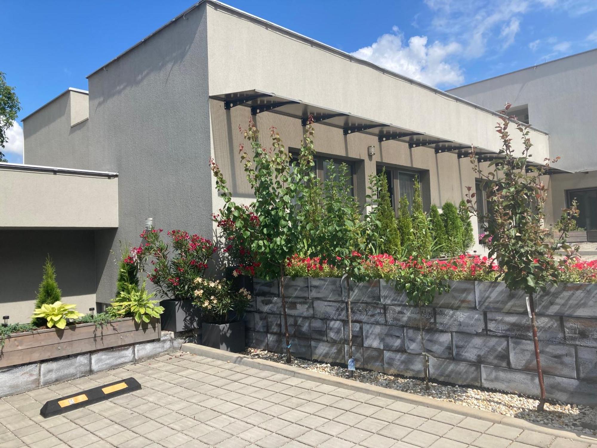 Apartmany I - Kafe 波切尼斯 外观 照片