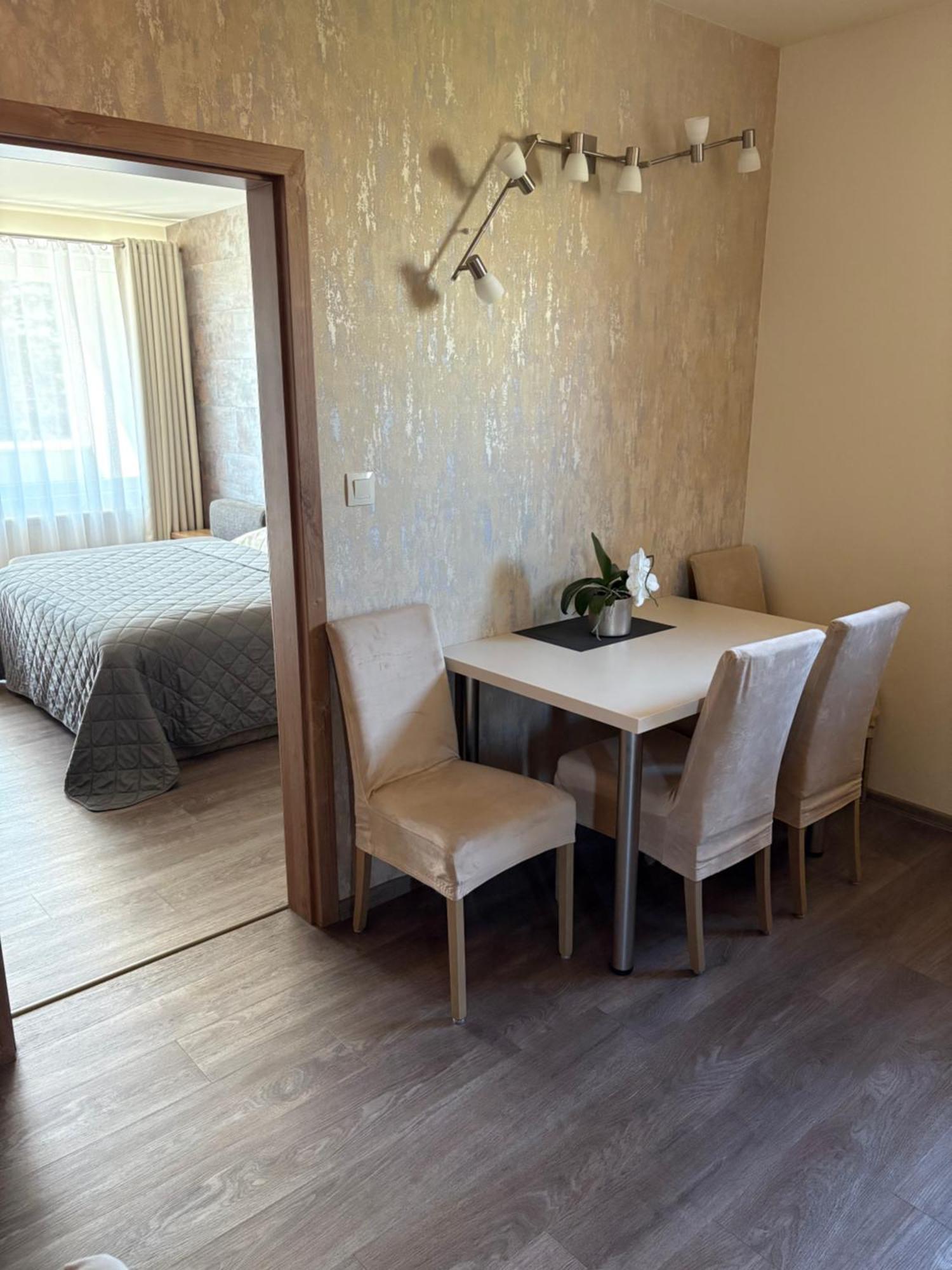 Apartmany I - Kafe 波切尼斯 外观 照片